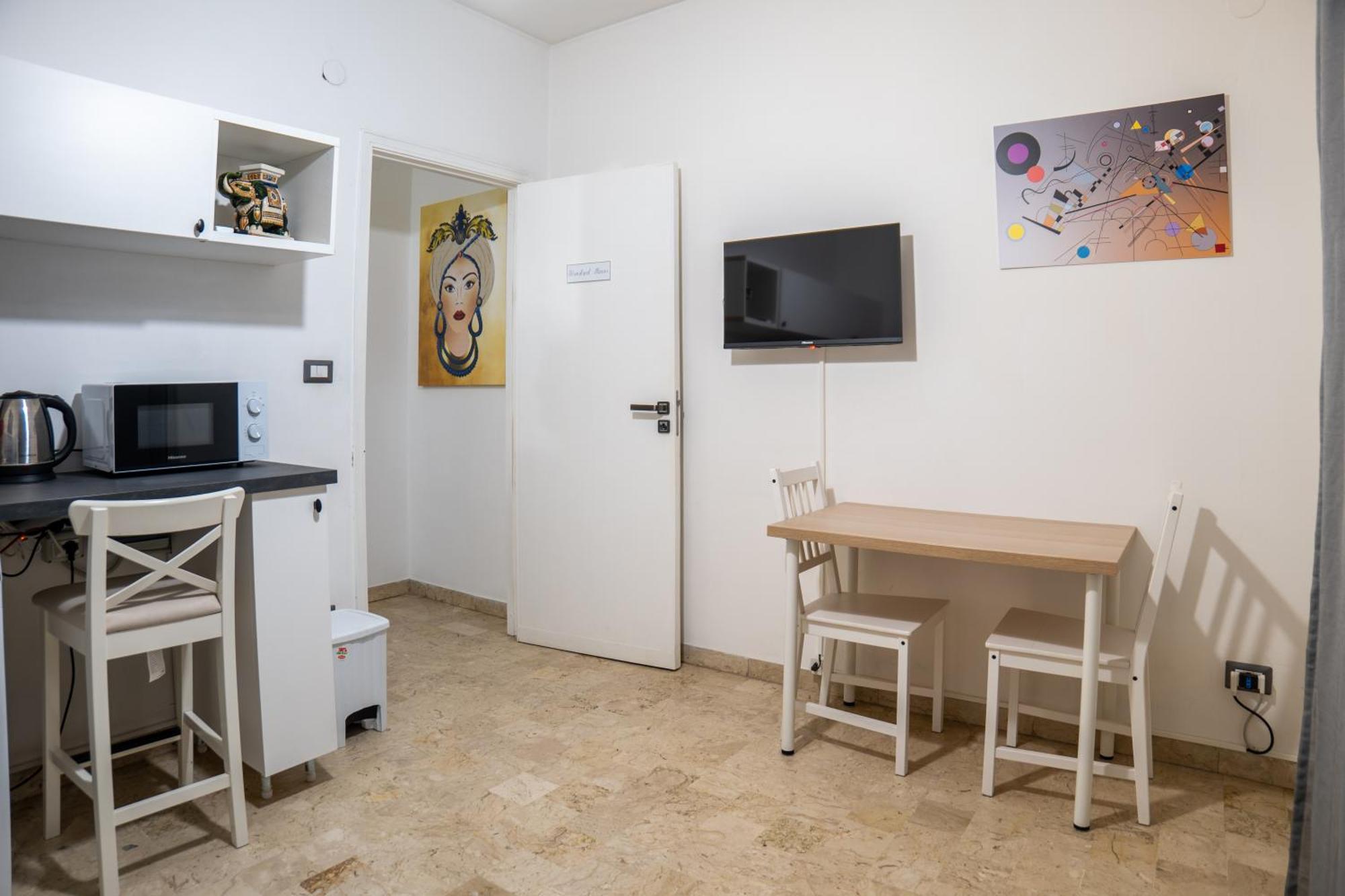 Sweet Home — Photos 2